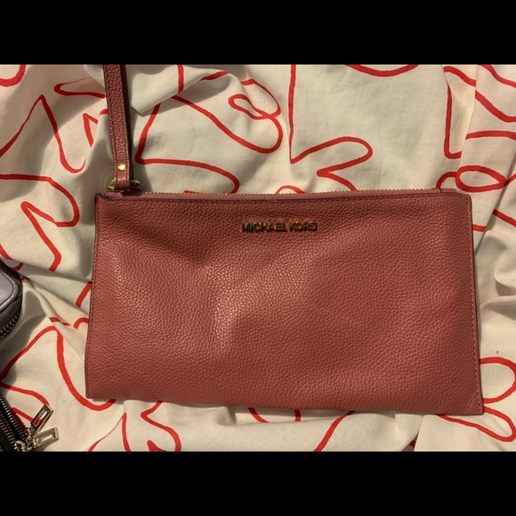 Michael Kors wallet - Picture 1 of 2